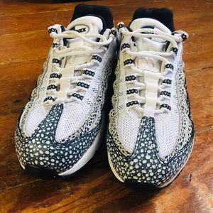 Women’s Nike Air Max 95 RARE